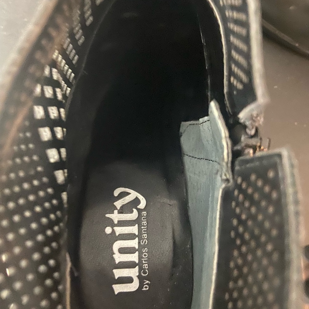 Unity By Carlos Santana Never Worn - image 4